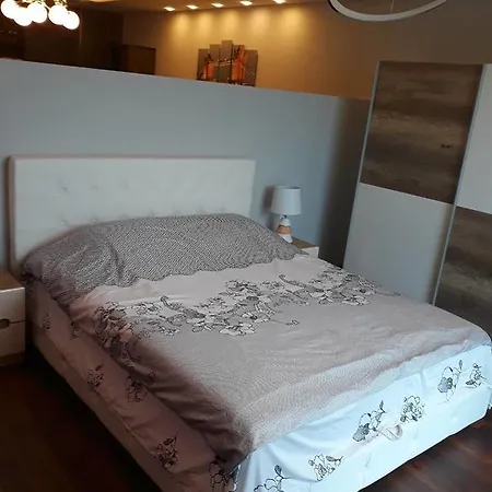 Lion 9 Apartment